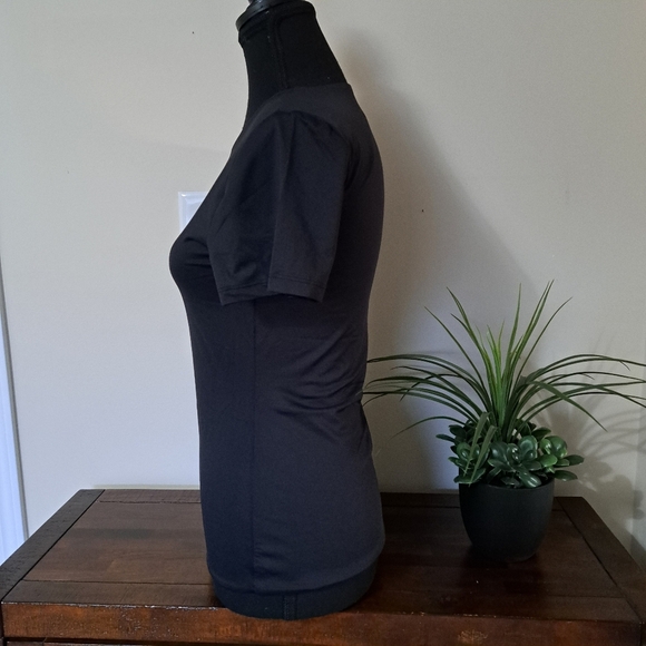 Frank & Oak Women's Short Sleeve Tees Size Medium Black Set Of 2 Fitted Tops - Picture 8 of 12